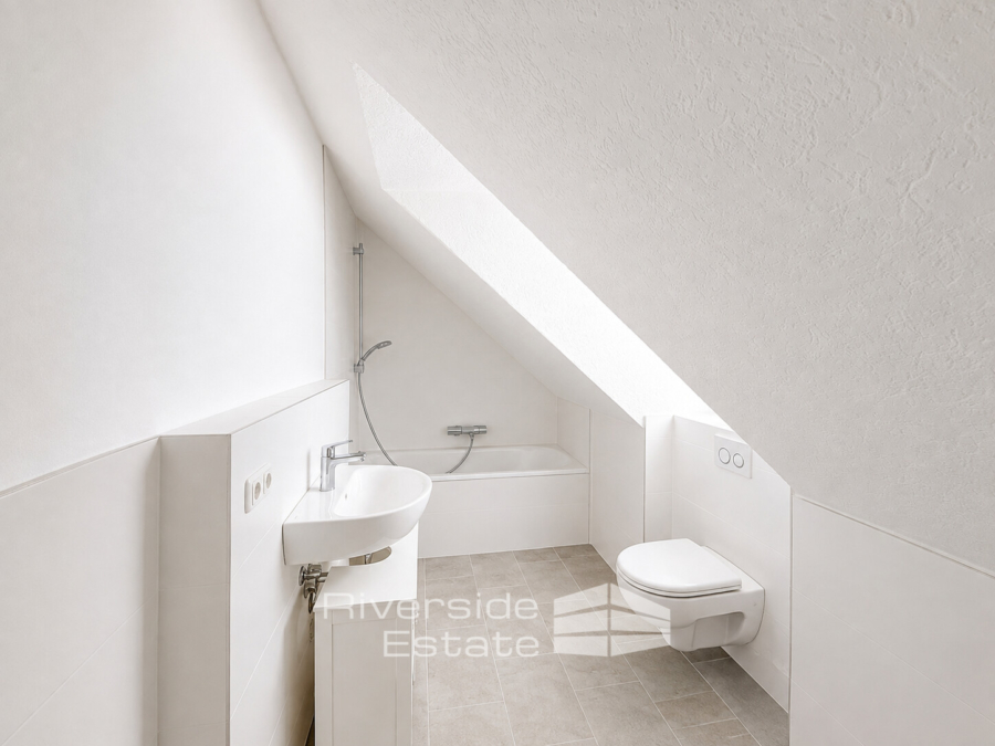 Badezimmer mit Wanne