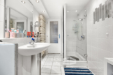 Bad mit Dusche