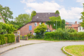 Außenansicht - Hastenbeck I Sanierungsbedürftiges Einfamilienhaus mit großem Grundstück in ruhiger Lage!