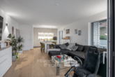 Wohnzimmer - Mietobjekt| 3,5-Zimmer-Traumwohnung mit Panoramablick und atemberaubendem Weserblick in Hameln!