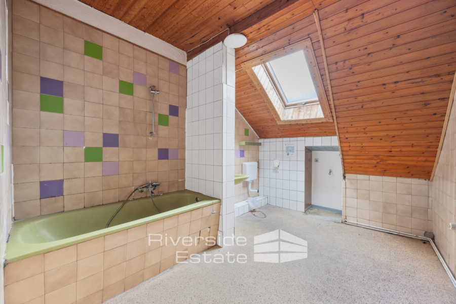 Badezimmer 2.OG