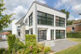 Außenansicht - Klein Berkel | Barrierefreie Neubauwohnung mit Terrasse, Smart Home und energetischer Autarkie