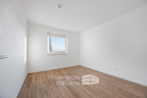 Schlafzimmer - Exklusive Traumwohnung in begehrter Lage von Seelze – Ruhig, naturnah und zentral!