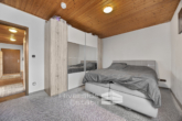 Schlafzimmer - Hessisch Oldendorf| Modernisierte 4-Zimmer-Wohnung mit Balkon und guter Ausstattung