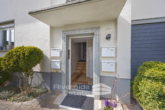 Hauseingang - Afferde | Gepflegte 3-Zimmer-Wohnung mit Balkon und Garage