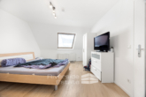 Schlafzimmer - Hemeringen | Attraktives Wohnungspaket: Großzügige Maisonette & vermietete 2-Zimmer-Wohnung!