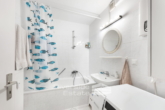 Badezimmer mit Waschmaschinenanschluss