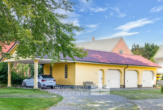 Garagen - Charmantes Mehrfamilienhaus mit Gewerbe, großem Grundstück & PV-Anlage mit Mieteinnahmen