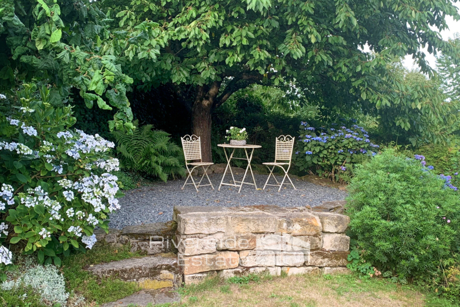 Sitzfläche im Garten