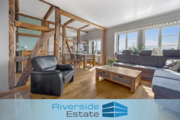 Brünnighausen | Stilvolles, renoviertes Wohnhaus in ruhiger Lage mit tollem Ausblick!, 31863 Coppenbrügge / Brünnighausen, Einfamilienhaus