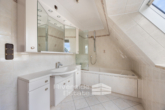 Badezimmer DG