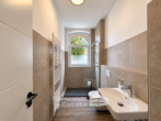 Badezimmer mit Dusche