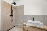 Bad mit Dusche