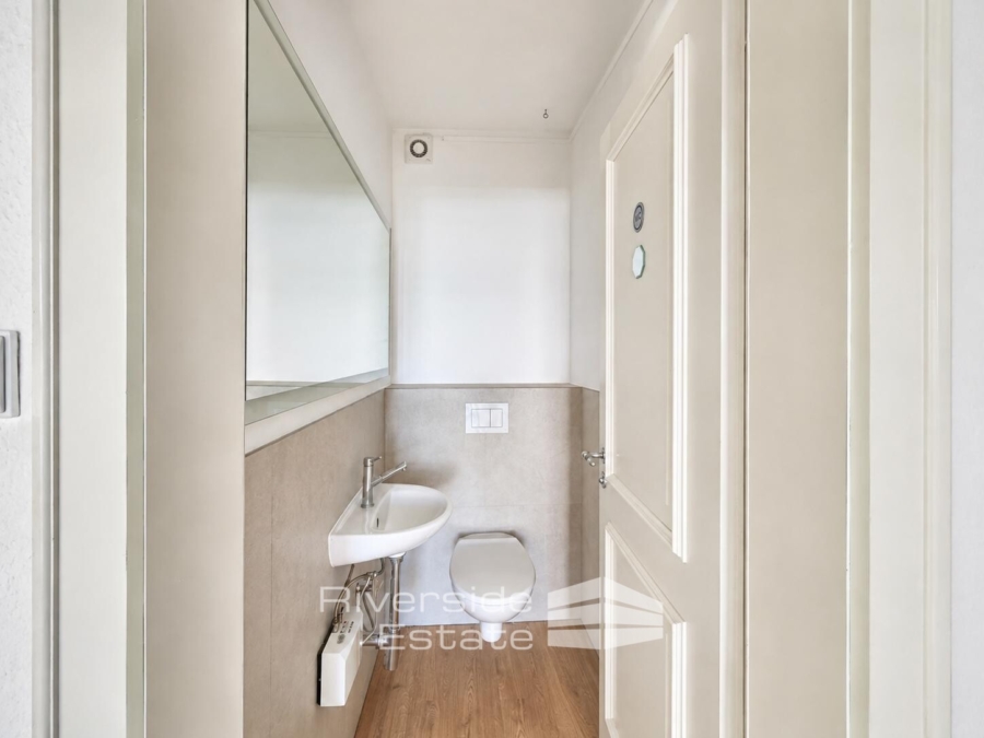 WC