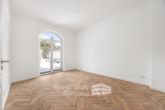 Wohnzimmer - Hameln-Innenstadt| Kernsanierte 3-Zimmer Erdgeschosswohnung mit ca. 45m² Terrasse!