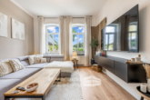 Wohnzimmer EG - Platz für die ganze Familie: Historisches Haus in Neuenwalde mit Pool und großzügigem Grundstück