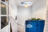 Wohnung 3 - Treppenaufgang der Maisonette - Vollvermietetes Dreifamilienhaus mit Garage in Top-Lage der Bremer Neustadt