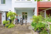 Terrasse / Abstellfläche für Fahrräder - Vollvermietetes Dreifamilienhaus mit Garage in Top-Lage der Bremer Neustadt
