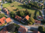 Luftansicht - Vielseitiger Resthof mit zwei Wohnhäusern, Stallungen und großer Scheune in Haverbeck!
