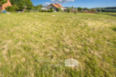Ansicht Grundstück - Leben im Grünen – Großzügiges Grundstück in Weenzen