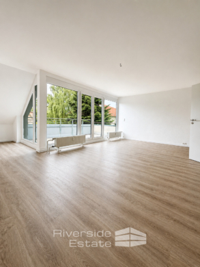 Modernisierte 3-Zimmer-Wohnung mit Einbauküche und mehreren Balkonen in Hameln!, 31785 Hameln, Etagenwohnung
