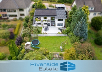 Modernisiertes Einfamilienhaus mit Photovoltaik und traumhaftem Ausblick!, 31840 Hessisch Oldendorf, Einfamilienhaus