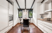 Küche - Modernisiertes Einfamilienhaus mit Photovoltaik und traumhaftem Ausblick!