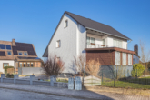 Hausansicht - Modernisiertes Einfamilienhaus mit Pool & Wintergarten in ruhiger Lage von Benstorf