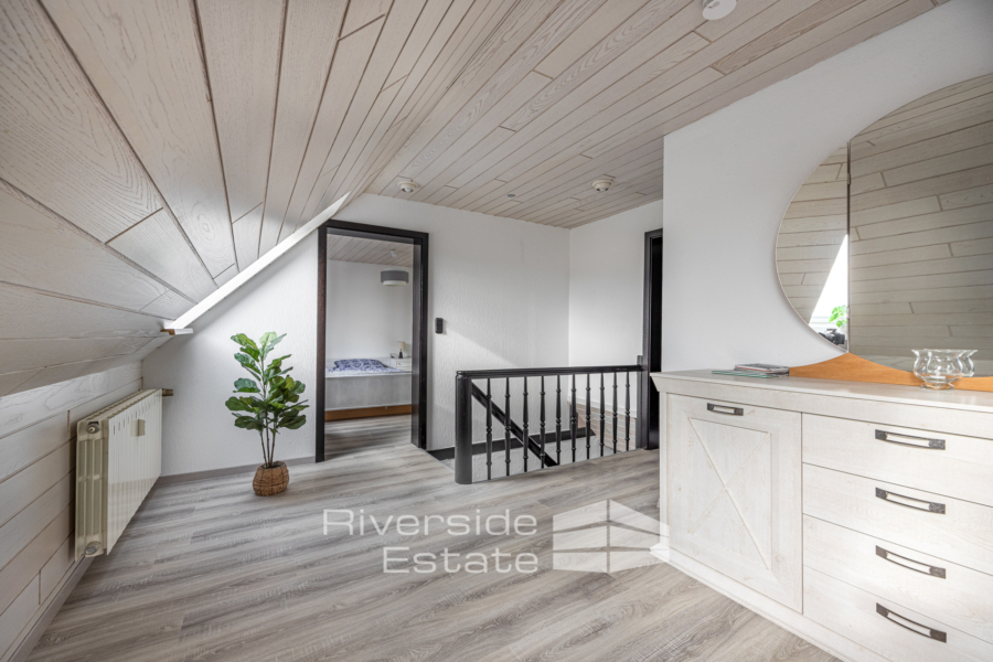 Galerie Flur DG - Maisonette